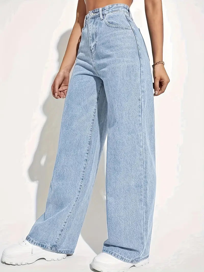 Essential High - Waist Jeans