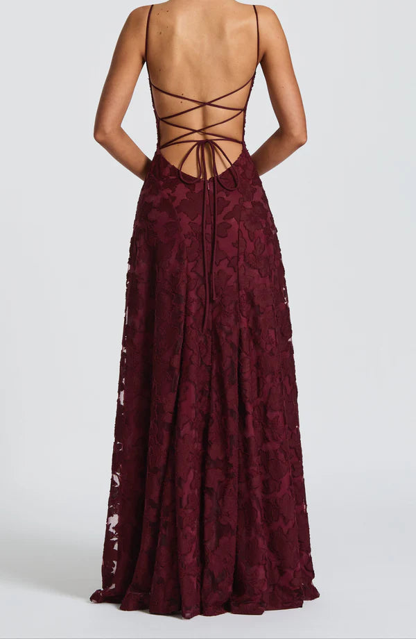 Rosalie – Zartes Maxikleid mit Spitzendetail