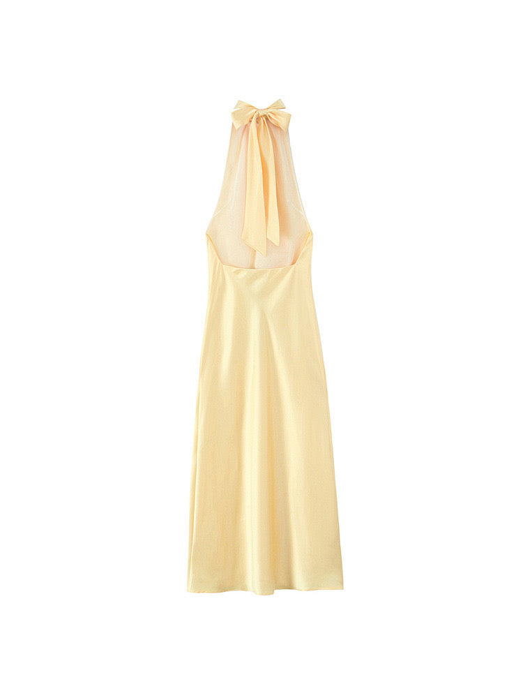 Satin Neckholder-Maxikleid