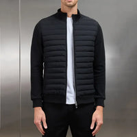 Noir Elegance – Leichte Strickjacke