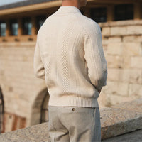 Noir Tradition – Klassischer Strickpullover